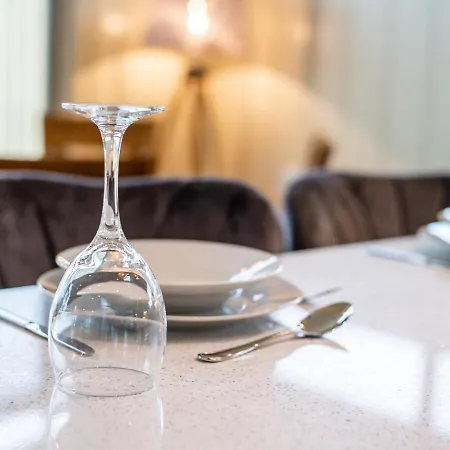 Holiday home Otter Skipton